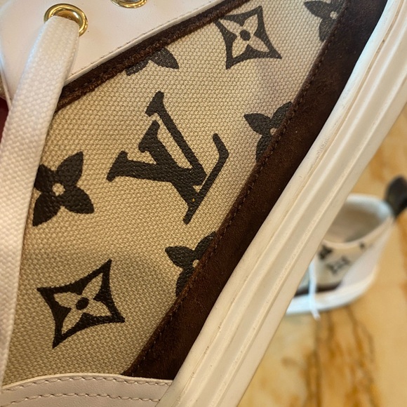 Louis Vuitton Stellar - Picture 3 of 8